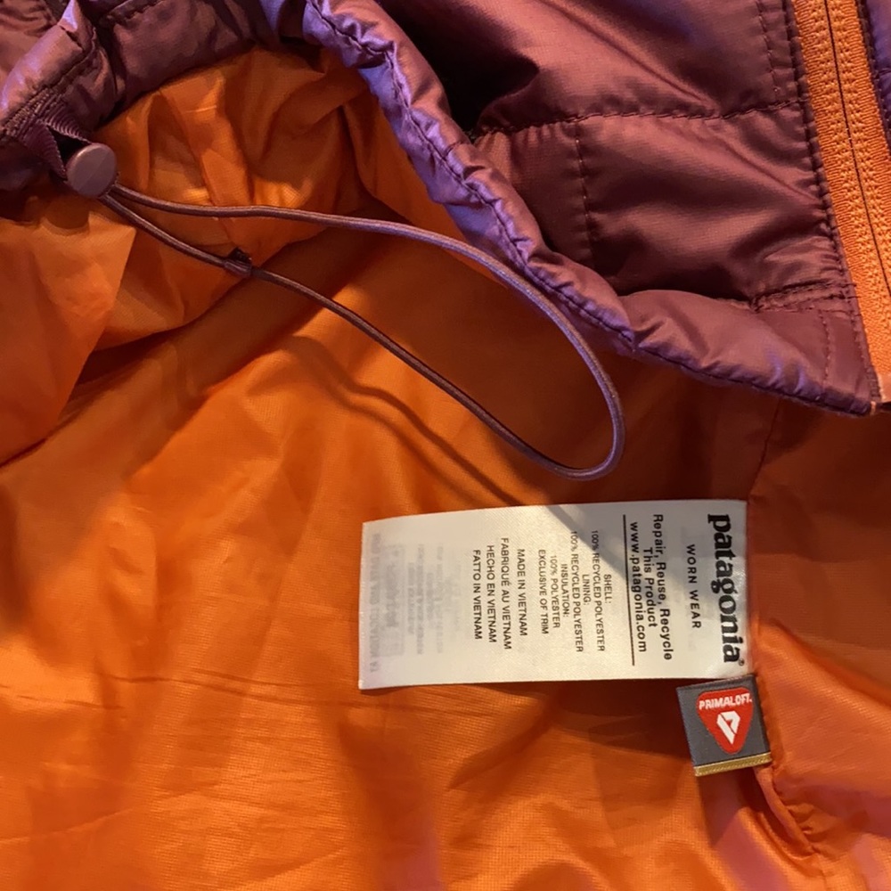 Patagonia Women's Puffer Jacket - Burgundy and Orange - Picture 7 of 7